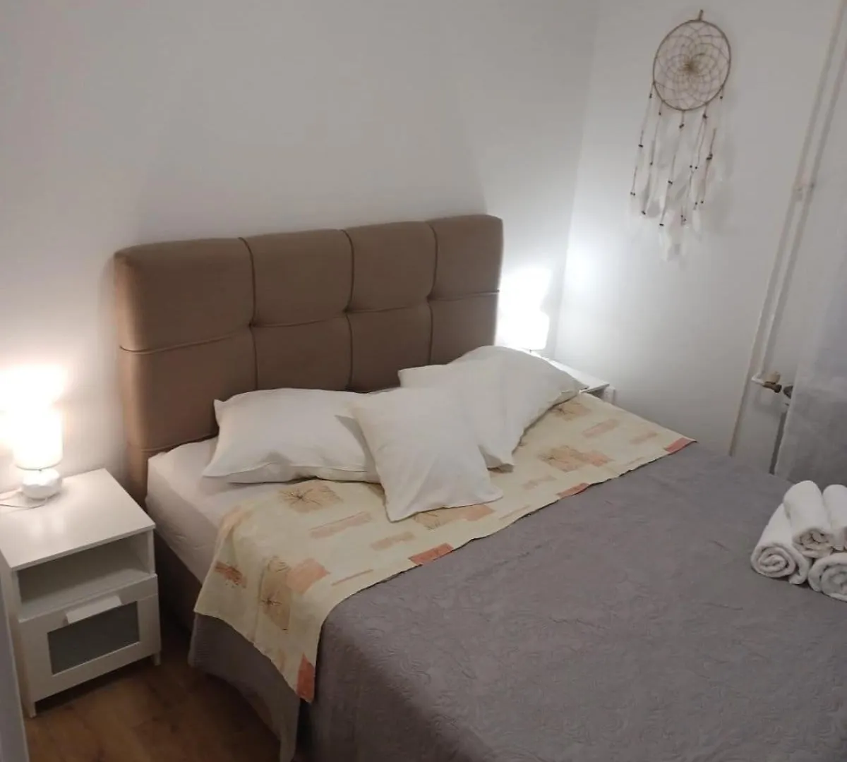 Apartment Banjol 4965B